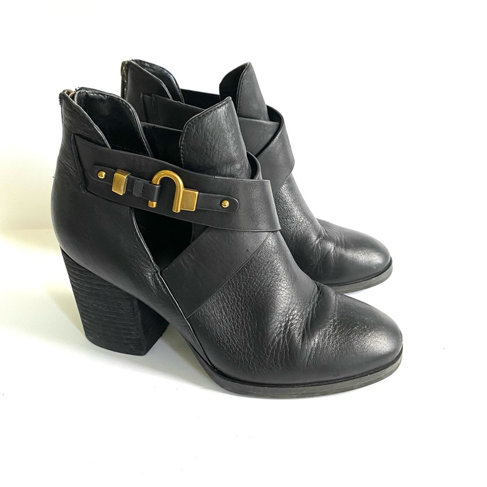 Isola Larkin Leather Cutout Ankle Booties Block Heel Cross Strap Black Size‎ 7.5